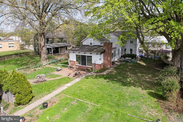 $350,000 | 125 North Market Street, Duncannon, PA 17020