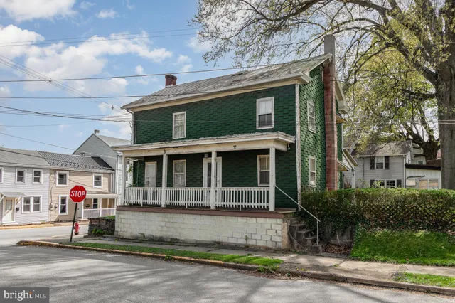 $350,000 | 125 North Market Street, Duncannon, PA 17020