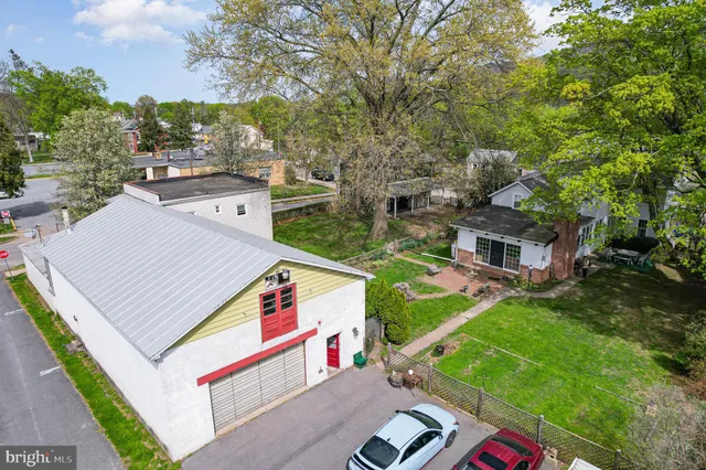 $350,000 | 125 North Market Street, Duncannon, PA 17020