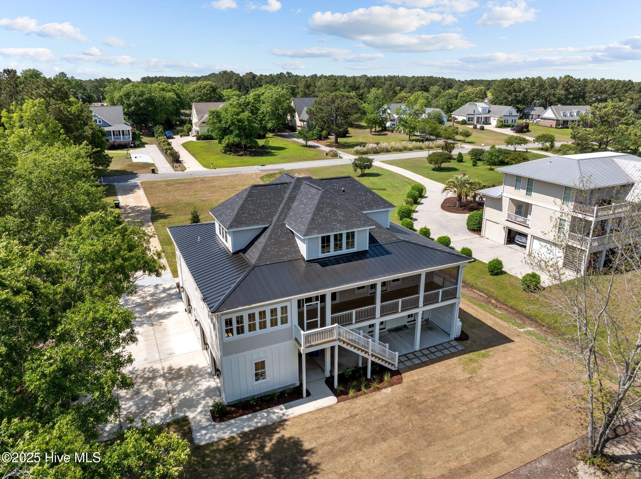 40 Crane Pointe Road Hampstead, NC 28443 - Photo 9 of 62 9-web-or-mls-DJI_20250502085851_0930_D