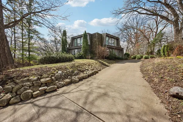 $499,000 | 26155 West Laurel Avenue, Wauconda, IL 60084
