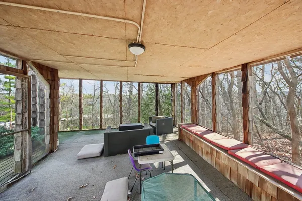 $499,000 | 26155 West Laurel Avenue, Wauconda, IL 60084