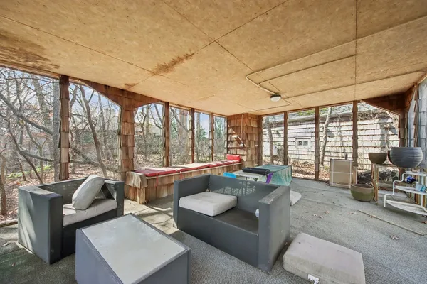 $499,000 | 26155 West Laurel Avenue, Wauconda, IL 60084