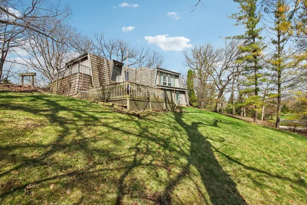 $499,000 | 26155 West Laurel Avenue, Wauconda, IL 60084