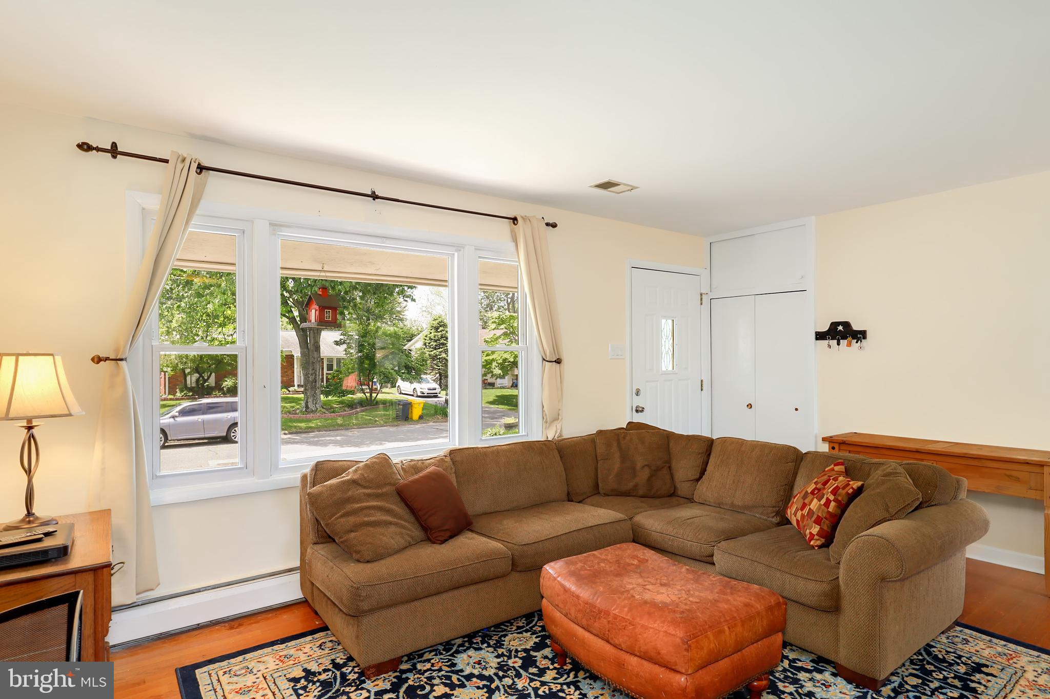 120 Brent Road Arnold, MD 21012 - Photo 6 of 39 Gallery Image 6