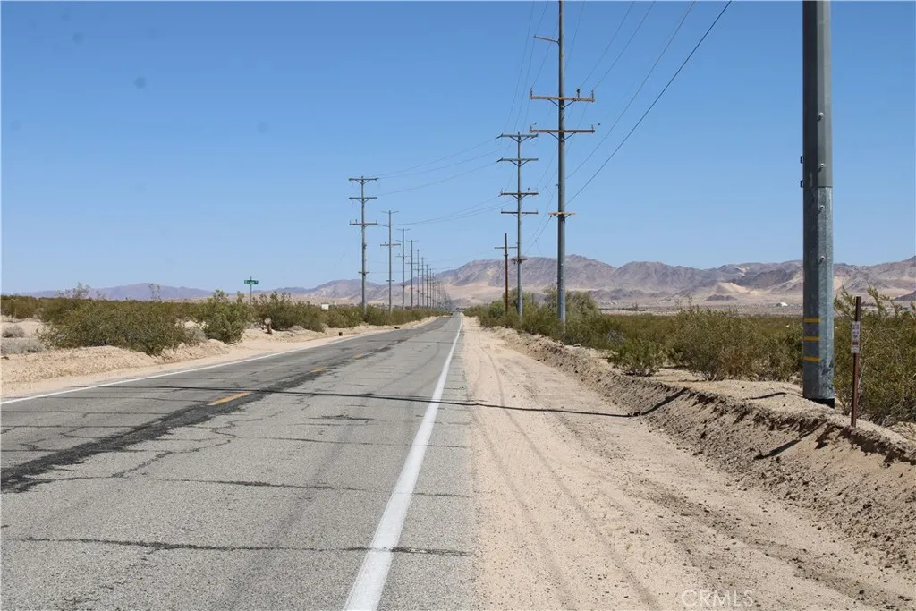 5 Morongo Road Twentynine Palms, CA 92277 - Photo 5 of 21