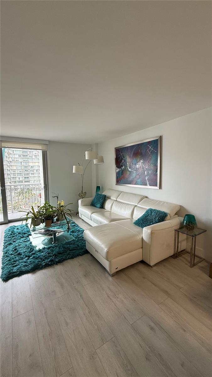 150 Southeast 25th Road, Unit 10E Miami, FL 33129 - Photo 6 of 15