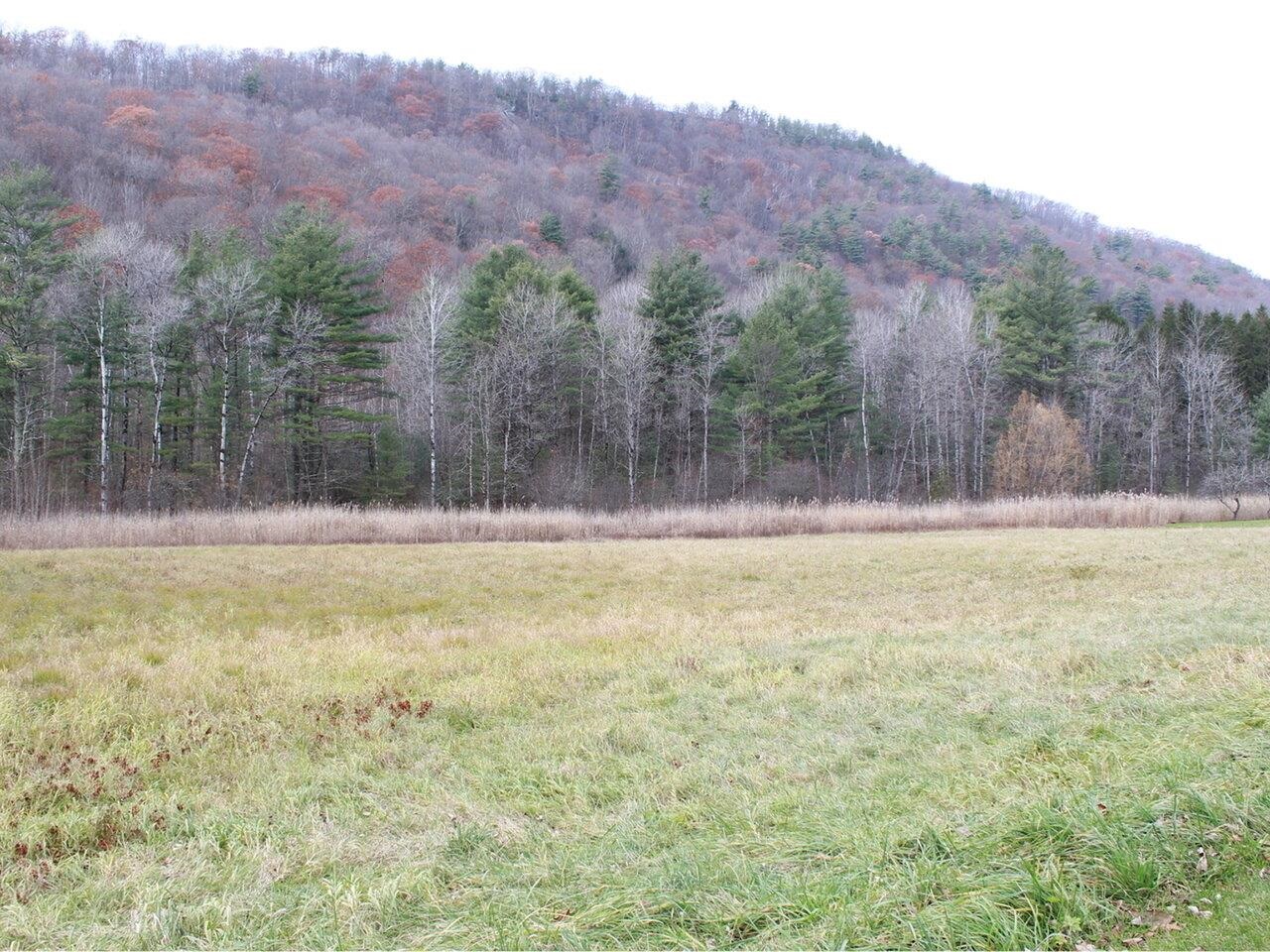 85 West Street Proctor, VT 05765 - Photo 3 of 12 Gallery Image 3