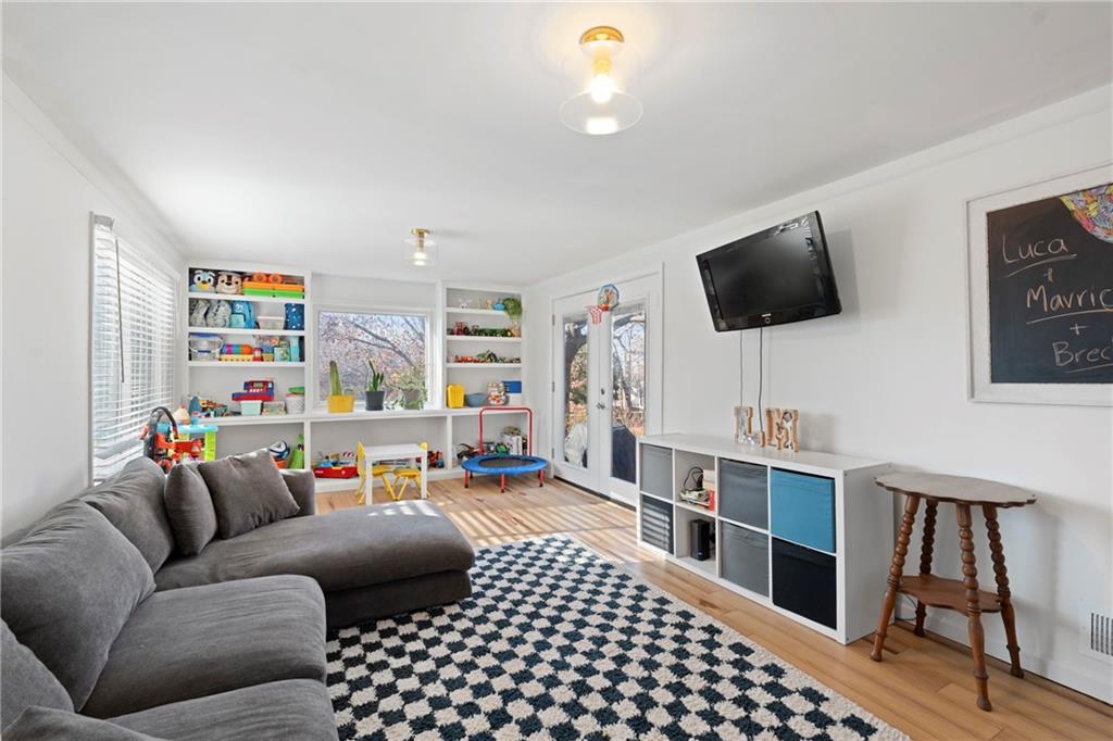 6820 Holmes Road Kansas City, MO 64131 - Photo 7 of 19