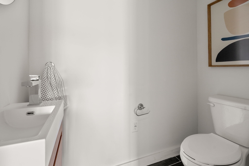 602 Canterbury Street, Unit 6 Boston, MA 02131 - Photo 9 of 16