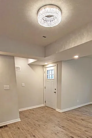 $235,000 | 526 South Brookside Avenue, Independence, MO 64053