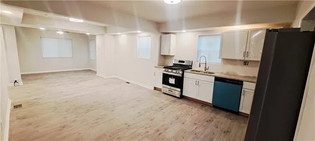 $235,000 | 526 South Brookside Avenue, Independence, MO 64053