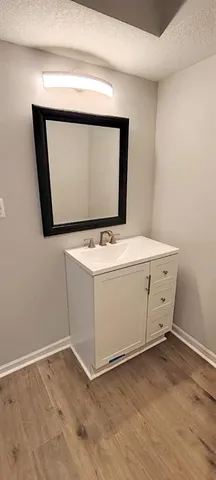 $250,000 | 526 South Brookside Avenue, Independence, MO 64053