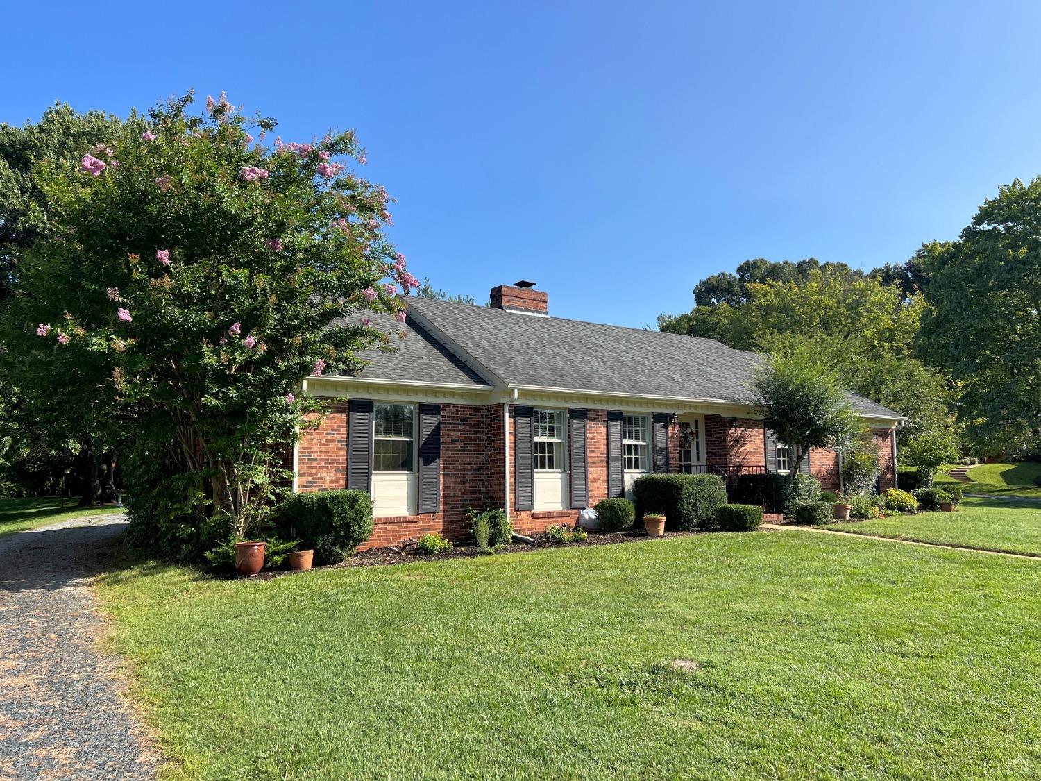 532 Winesap Road Madison Heights, VA 24572 - Photo 4 of 52 Gallery Image 4