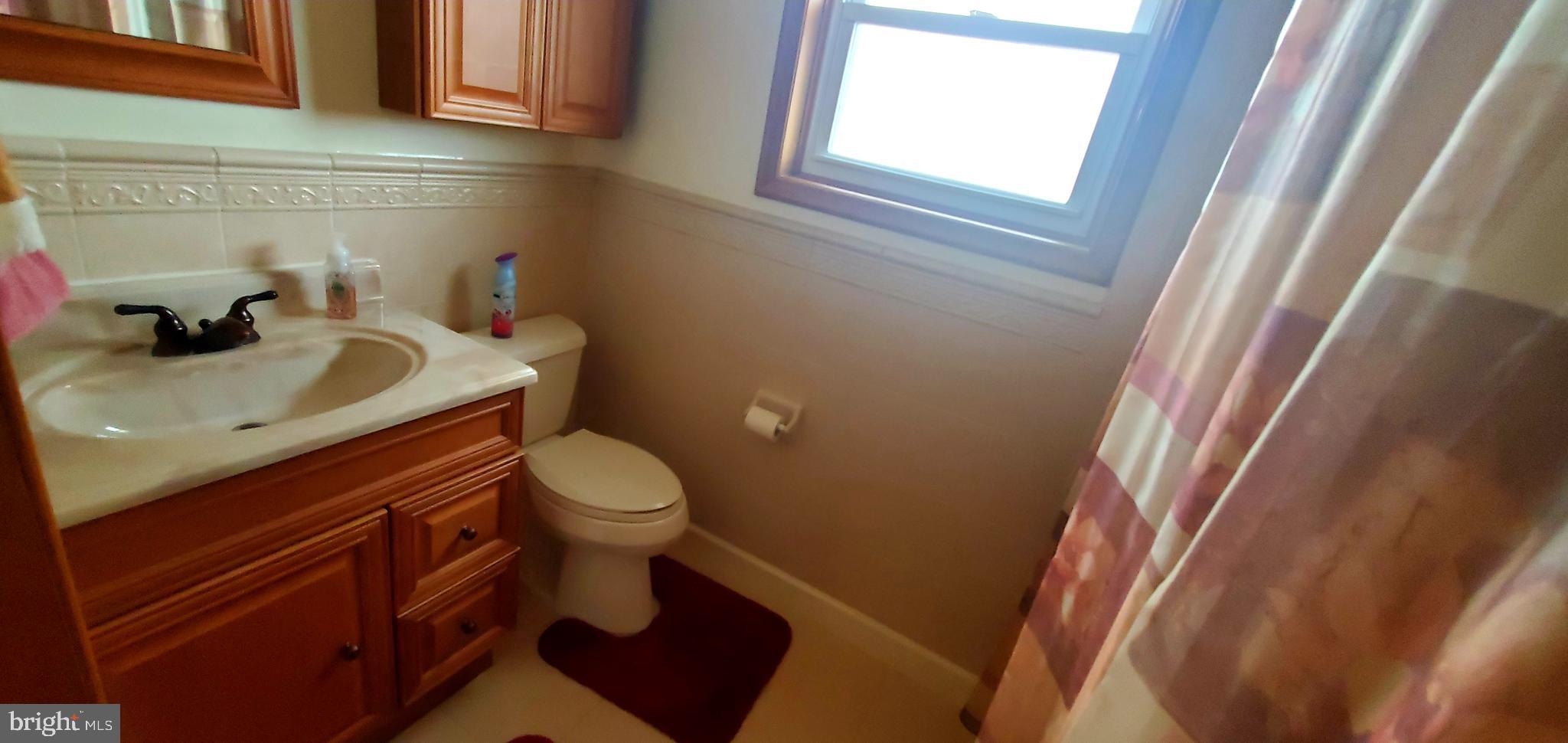 703 Marchman Road Philadelphia, PA 19115 - Photo 20 of 34