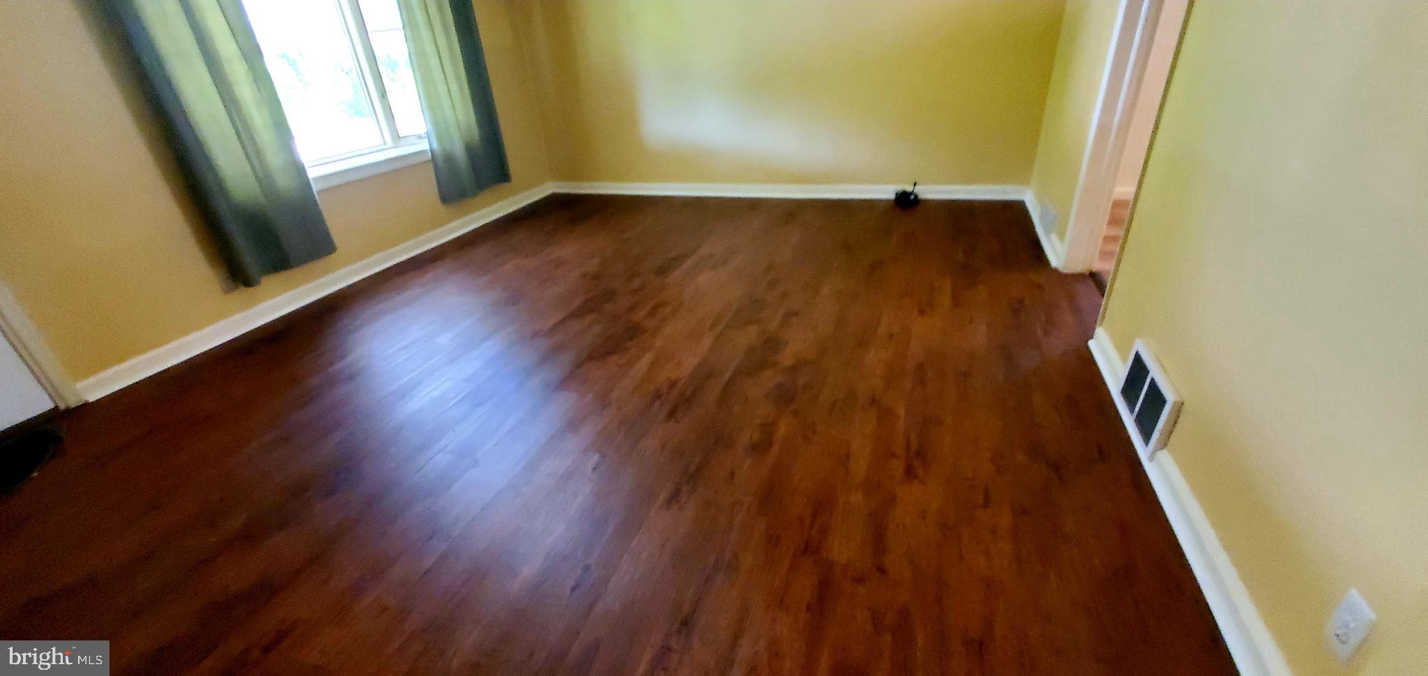 703 Marchman Road Philadelphia, PA 19115 - Photo 8 of 34