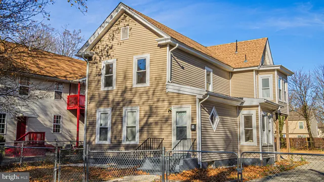 a view of a large white building