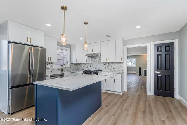 $998,888 | 244 Slater Boulevard | Ocean Breeze