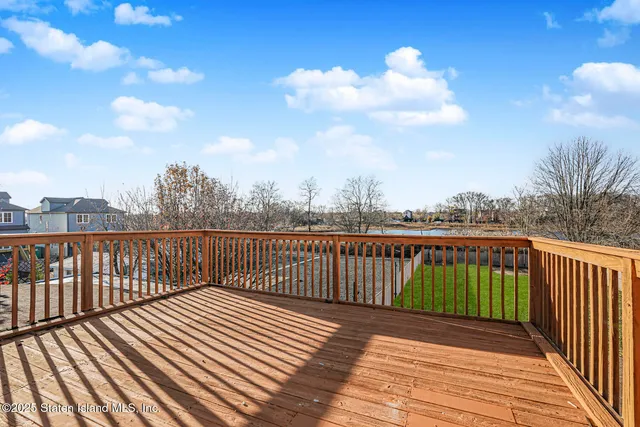 $998,888 | 244 Slater Boulevard | Ocean Breeze