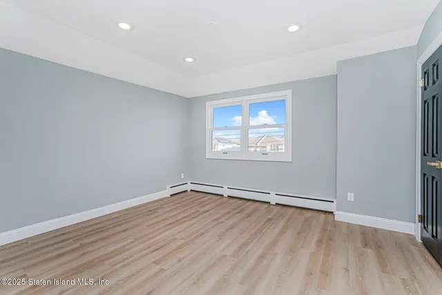 $998,888 | 244 Slater Boulevard | Ocean Breeze