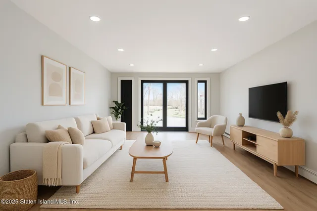 $998,888 | 244 Slater Boulevard | Ocean Breeze