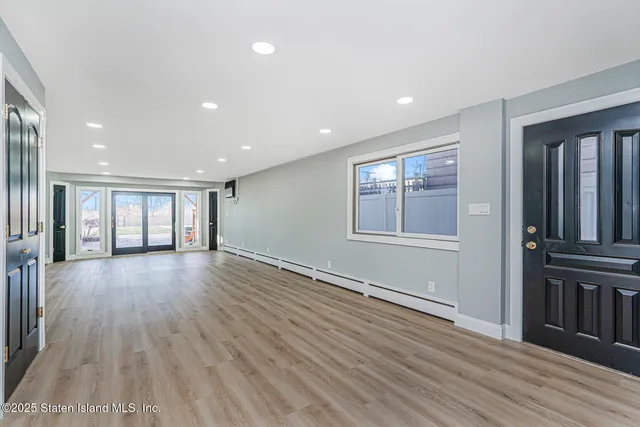 $998,888 | 244 Slater Boulevard | Ocean Breeze