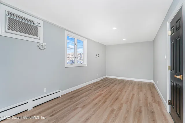 $998,888 | 244 Slater Boulevard | Ocean Breeze