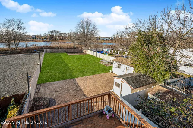 $998,888 | 244 Slater Boulevard | Ocean Breeze