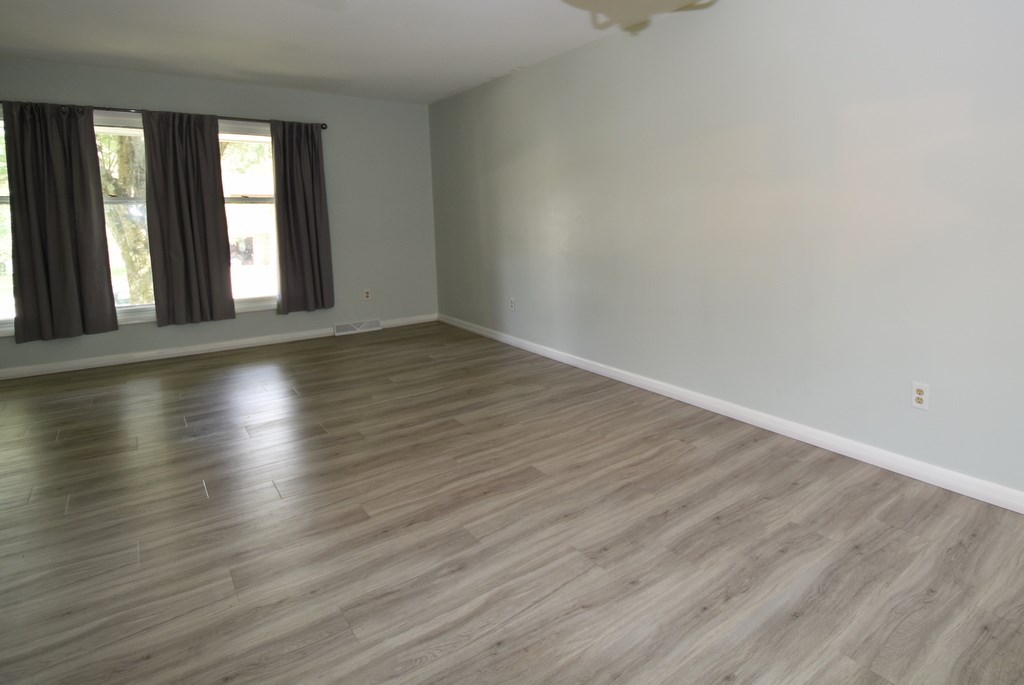 3694 South Sowder Square Bloomington, IN 47401 - Photo 4 of 32 Gallery Image 4