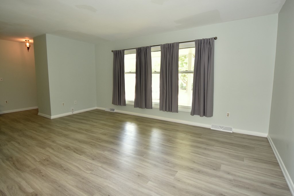 3694 South Sowder Square Bloomington, IN 47401 - Photo 6 of 32 Gallery Image 6