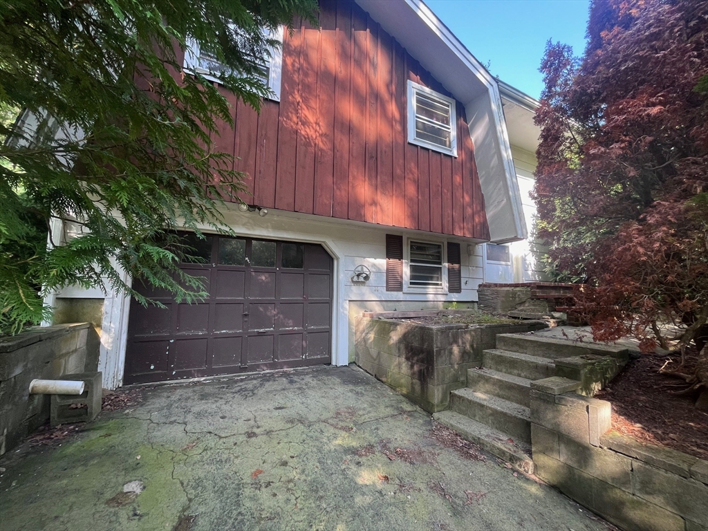 18 Saddleback Hill Road Bellingham, MA 02019 - Photo 2 of 2 Gallery Image 2