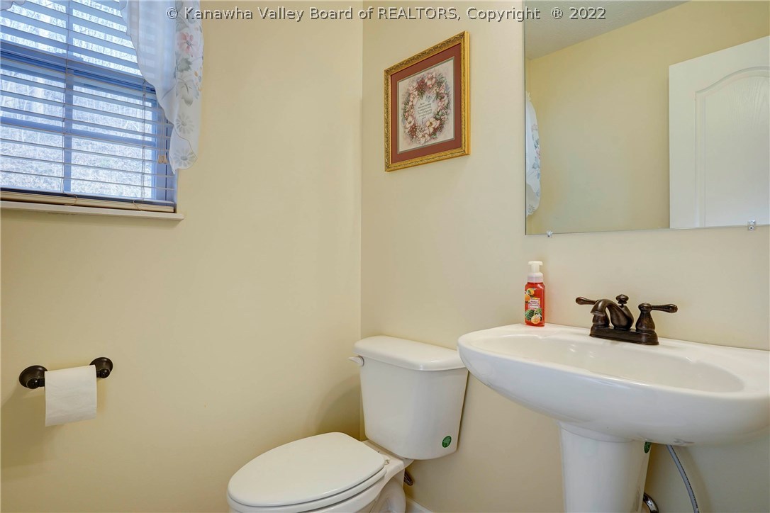 48 Boston Cmns Winfield, WV 25213 - Photo 19 of 30 Gallery Image 19