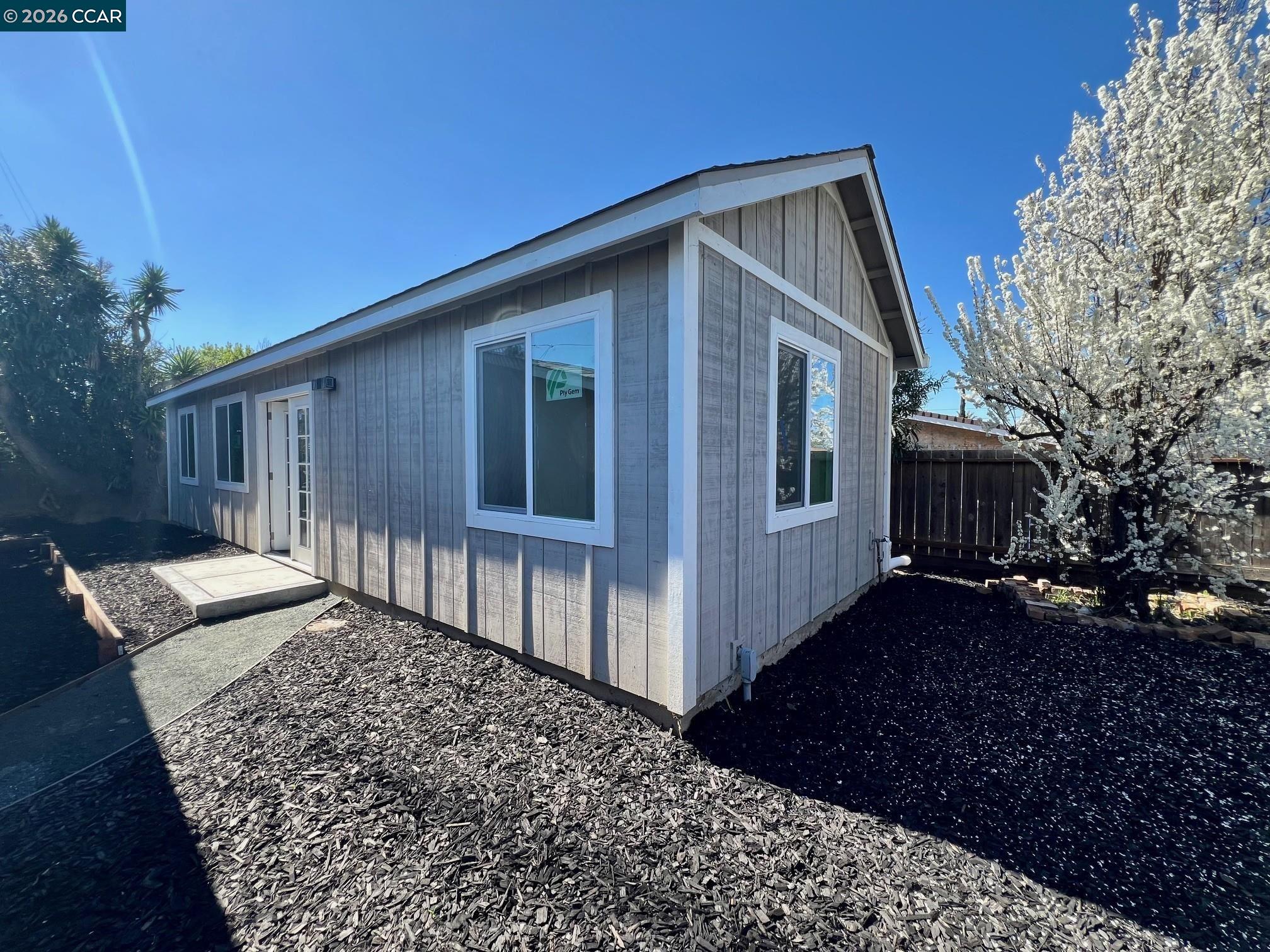 29 Sandview Drive Bay Point, CA 94565 - Photo 19 of 26 a front view of a house with a yard