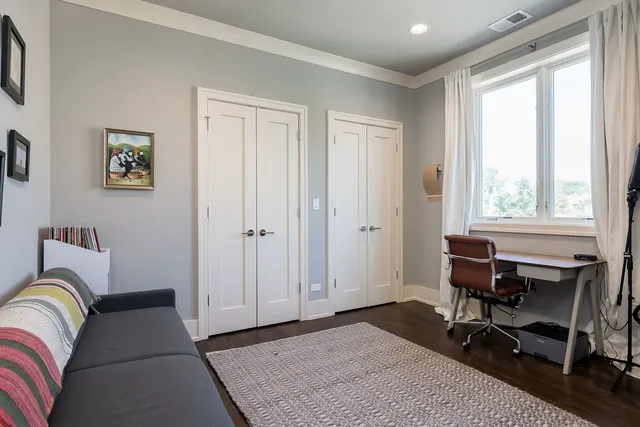 $400,000 | 6438 South Woodlawn Avenue, Unit 3N, Chicago, IL 60637