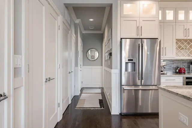 $400,000 | 6438 South Woodlawn Avenue, Unit 3N, Chicago, IL 60637