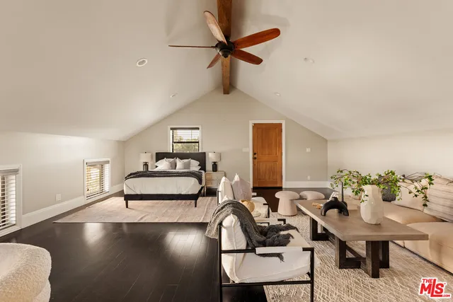 $1,995,000 | 5516 West 82nd Street, Los Angeles, CA 90045