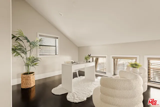 $1,995,000 | 5516 West 82nd Street, Los Angeles, CA 90045