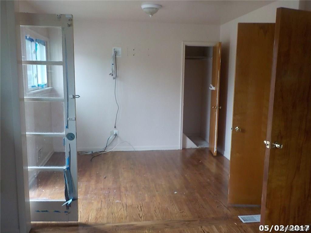 5502 Fleming Road Flint, MI 48504 - Photo 11 of 18 Gallery Image 11