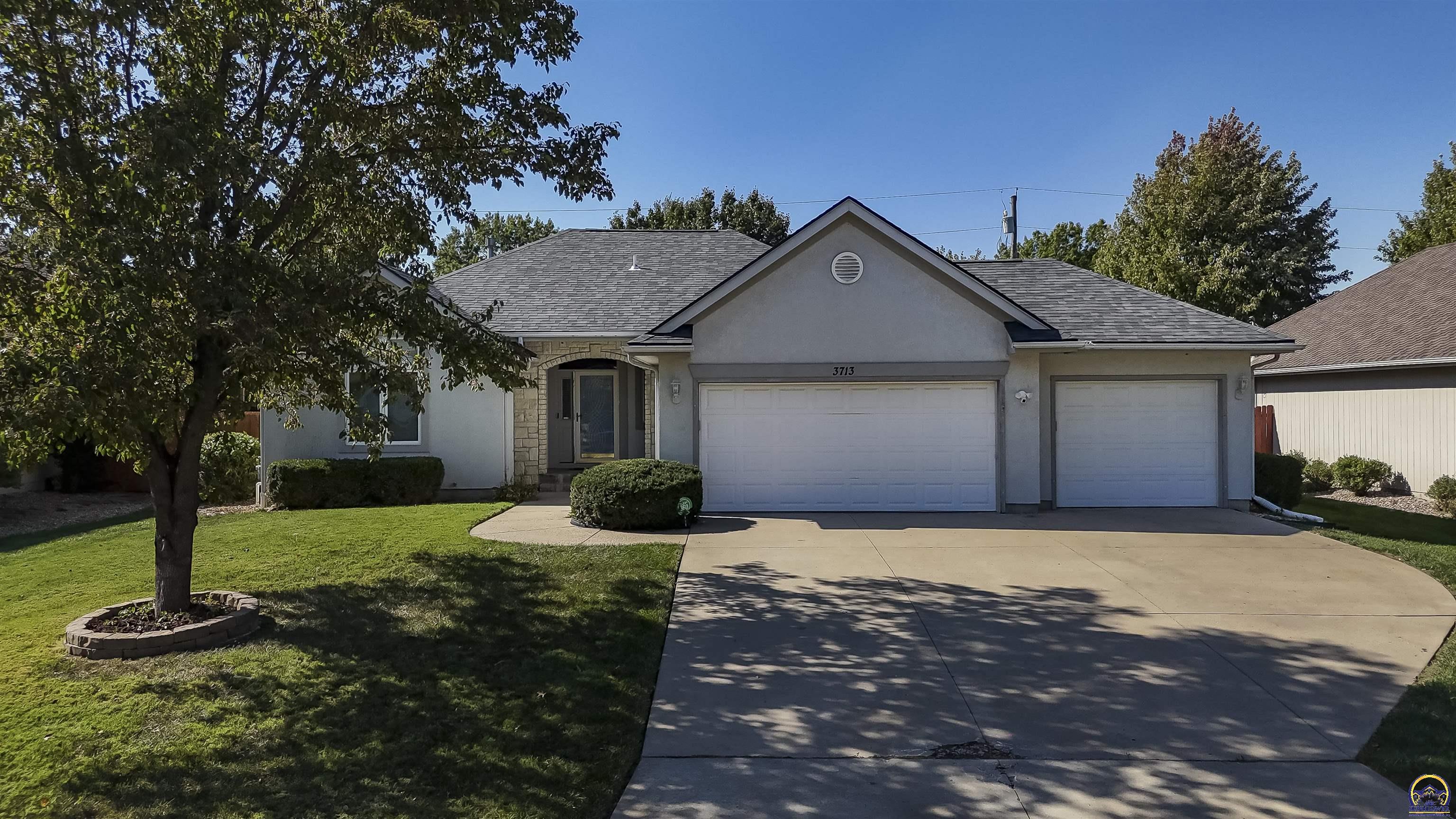 3713 Southwest Lincolnshire Road Topeka, KS 66610 - Photo 1 of 36