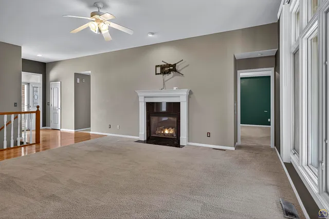 $355,000 | 3713 Southwest Lincolnshire Road, Topeka, KS 66610