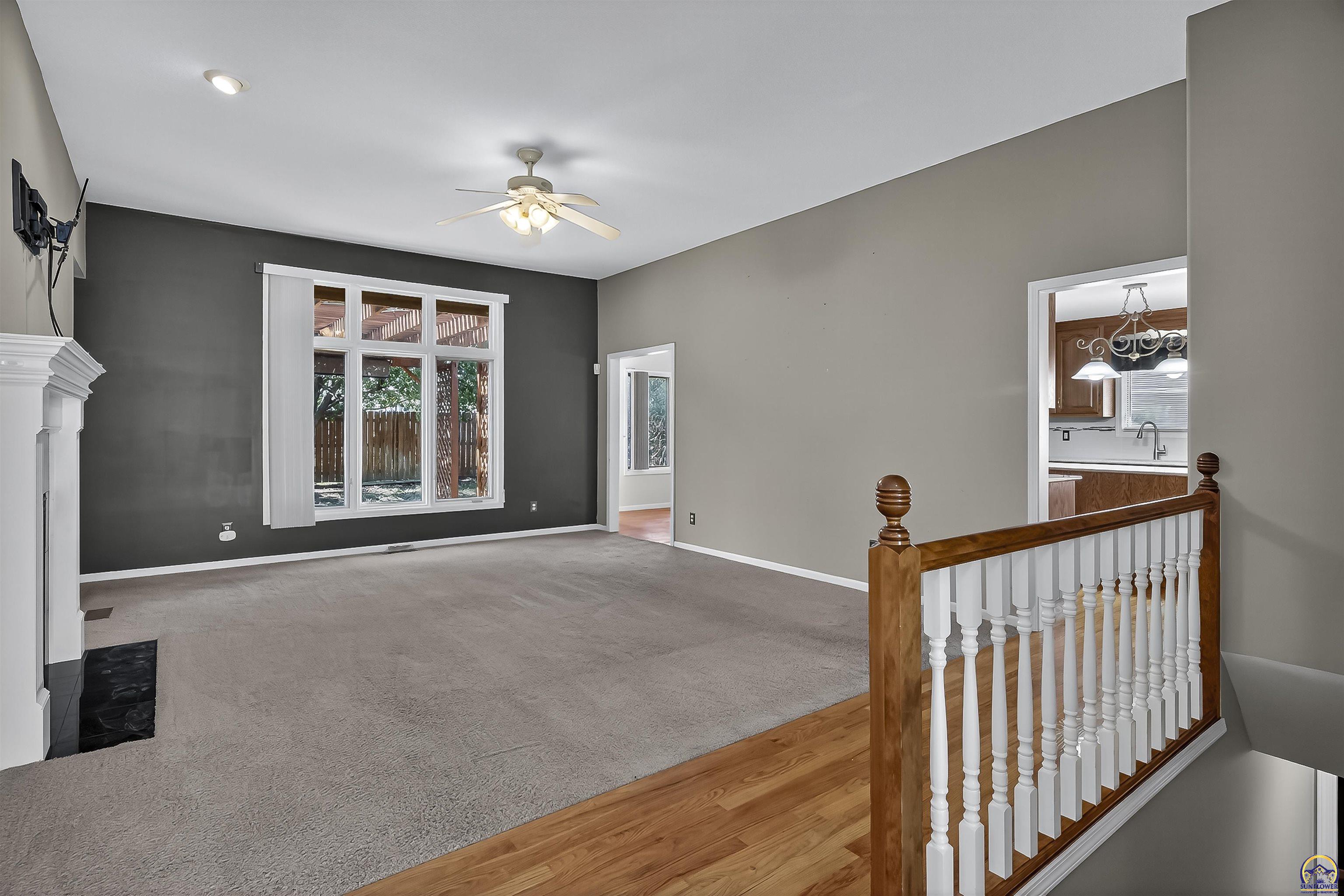 3713 Southwest Lincolnshire Road Topeka, KS 66610 - Photo 8 of 36