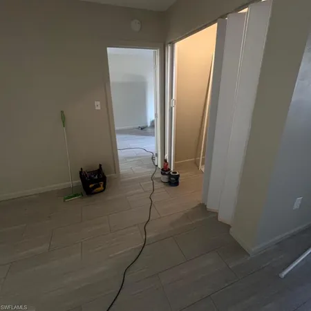 $1,050 | 3619 Seminole Avenue, Unit 8, Fort Myers, FL 33916