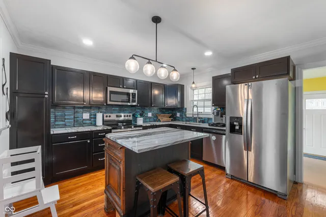 $263,900 | 155 North Franklin Road, Indianapolis, IN 46219