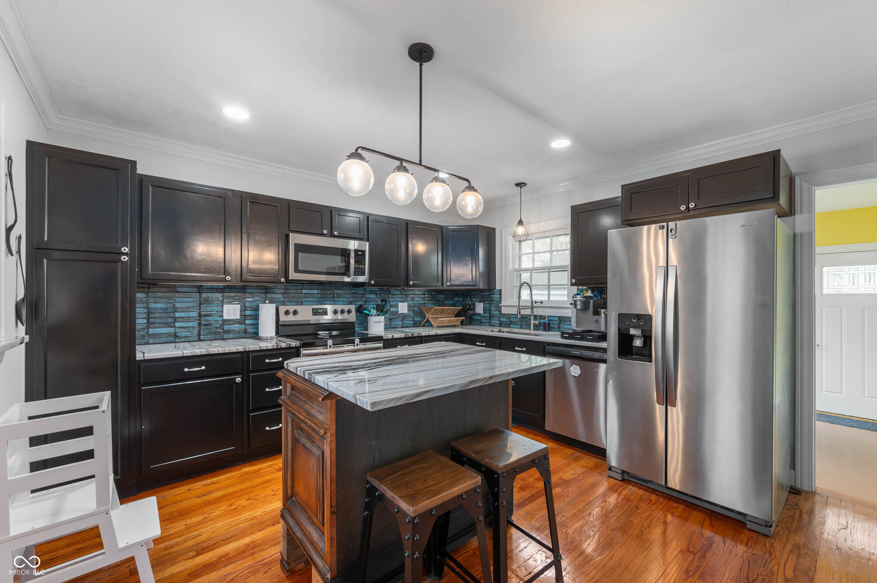 155 North Franklin Road Indianapolis, IN 46219 - Photo 12 of 33