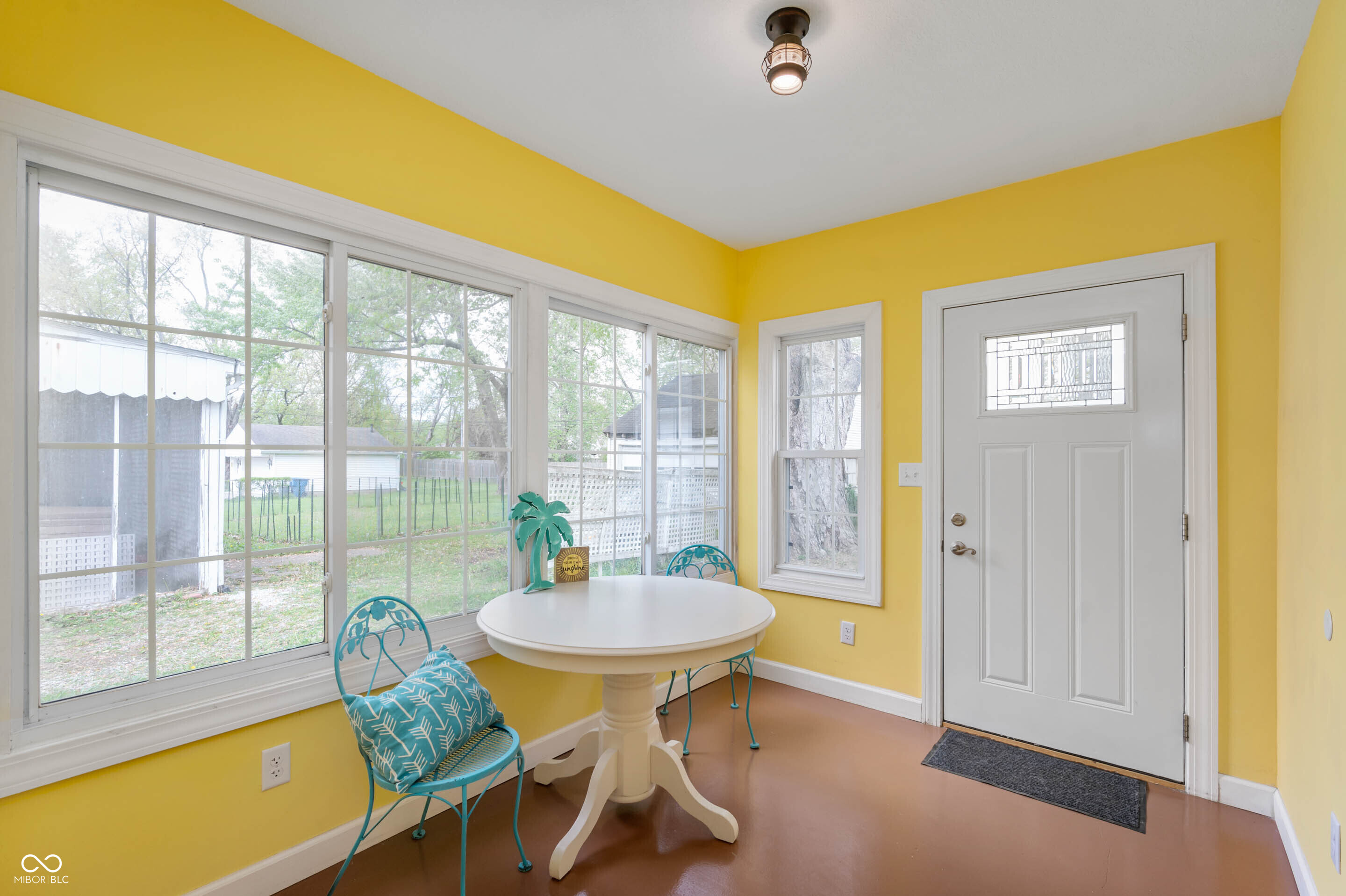 155 North Franklin Road Indianapolis, IN 46219 - Photo 16 of 33