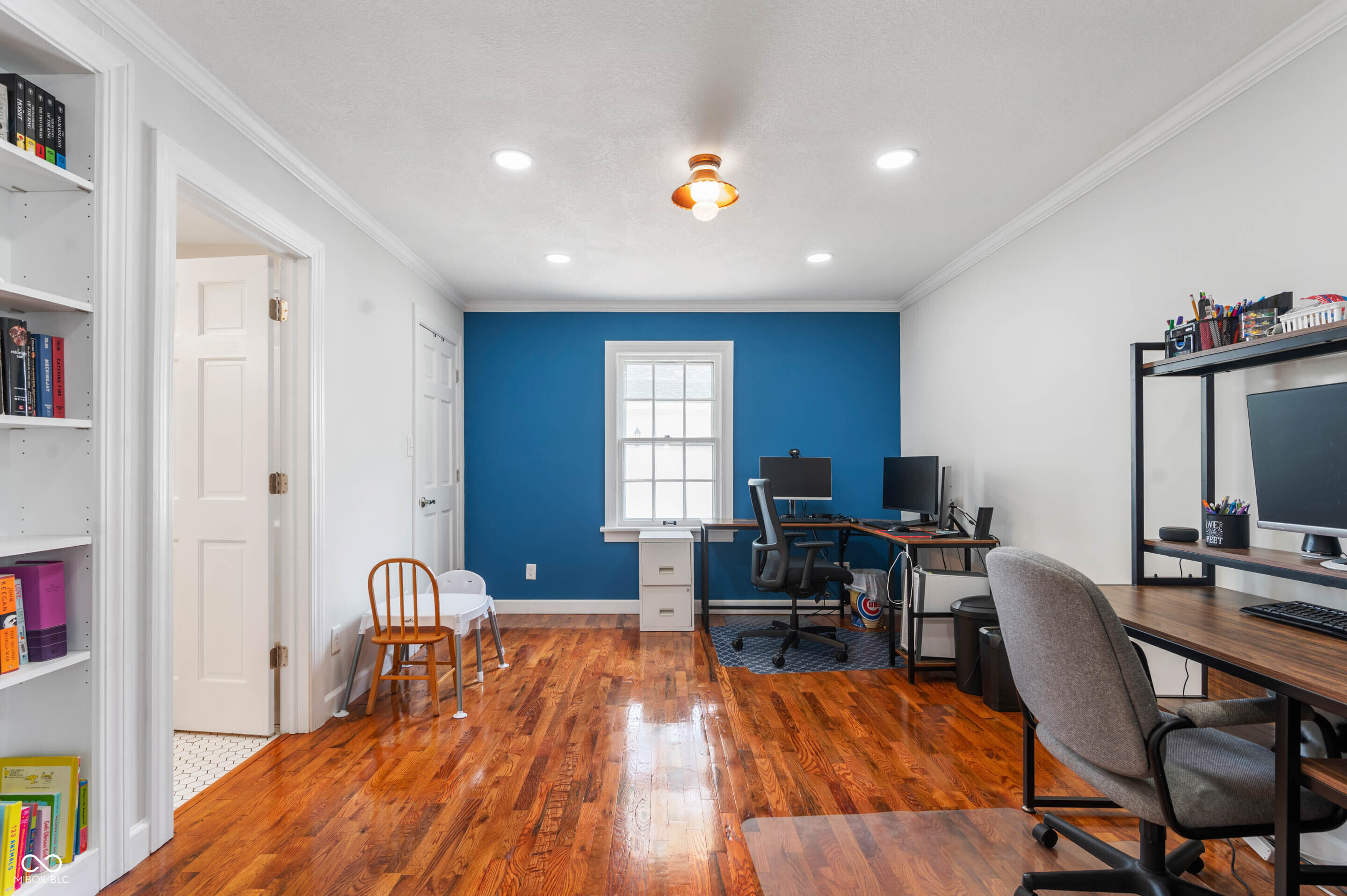 155 North Franklin Road Indianapolis, IN 46219 - Photo 17 of 33