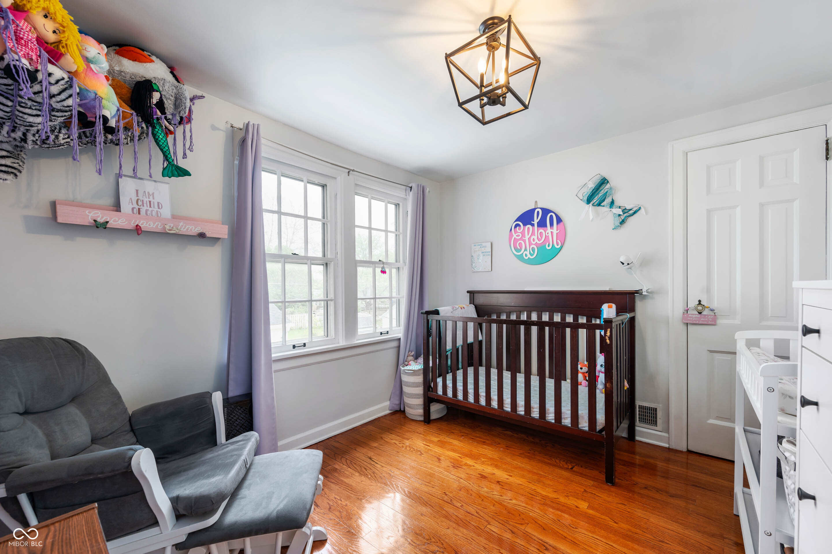 155 North Franklin Road Indianapolis, IN 46219 - Photo 25 of 33