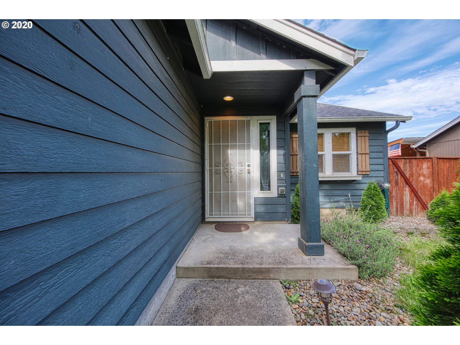 2011 South 58th Street Springfield, OR 97478 - Photo 5 of 22