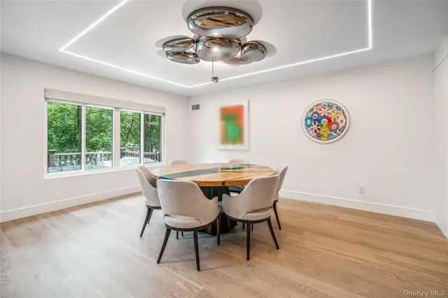 $3,800,000 | 23 Estates Terrace North, Manhasset, NY 11030