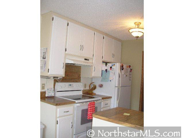 14836 Embry Path Apple Valley, MN 55124 - Photo 3 of 10 Gallery Image 3